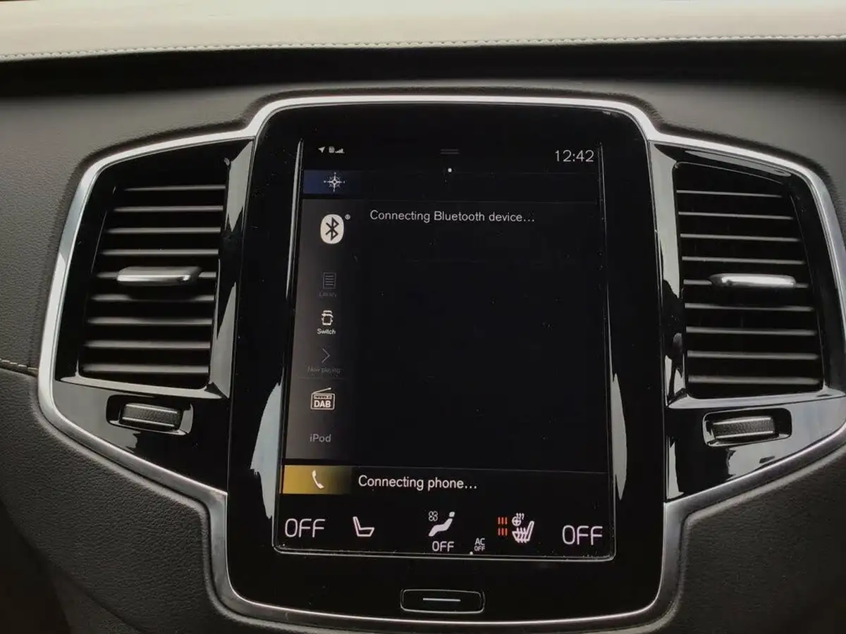 2020-volvo-xc90-20td-b5-r-design-big-22