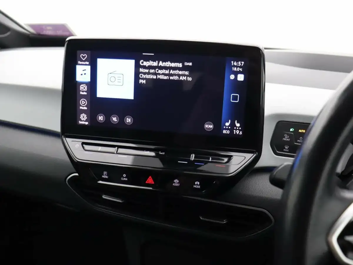 2021-volkswagen-id3-e-tech-big-14
