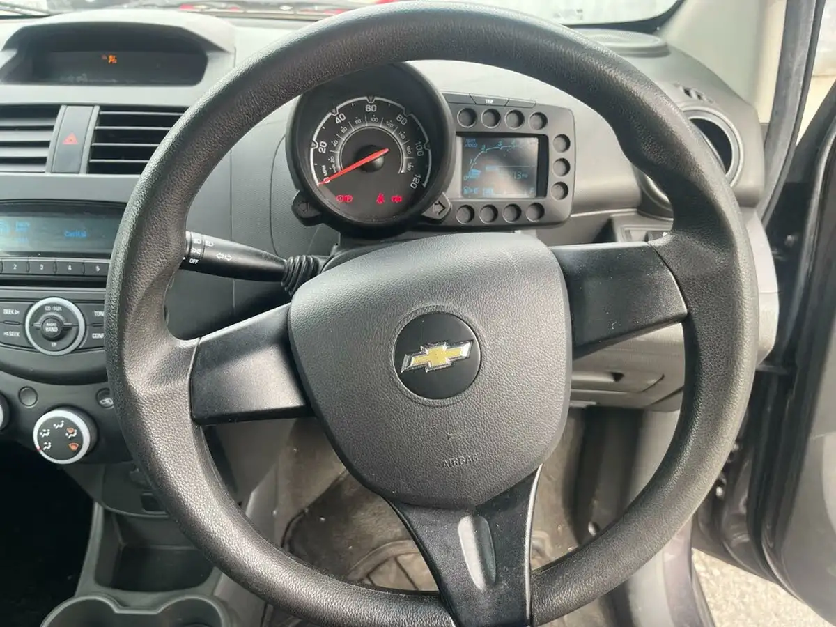 2013-chevrolet-spark-10-ls-68ps-big-8