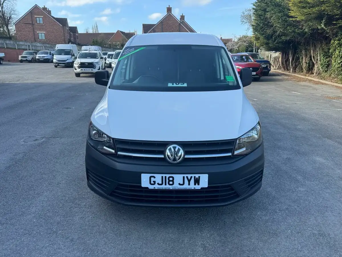 2018-volkswagen-caddy-maxi-20tdi-c20-maxi-startline-bmt-102pseu6-panel-big-1