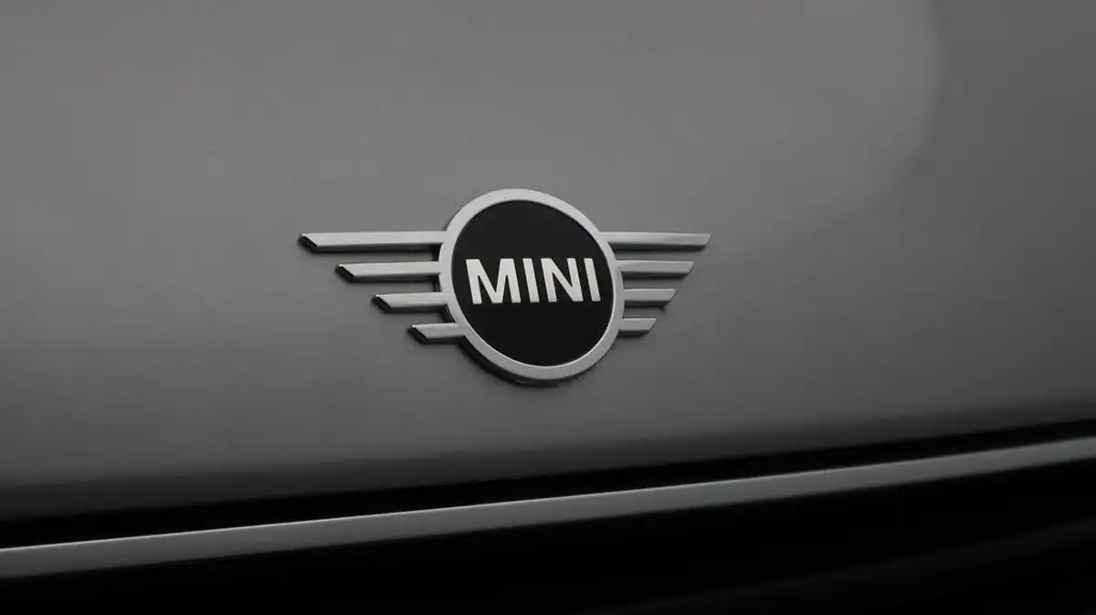 2022-mini-countryman-15-cooper-classic-premium-auto-big-23
