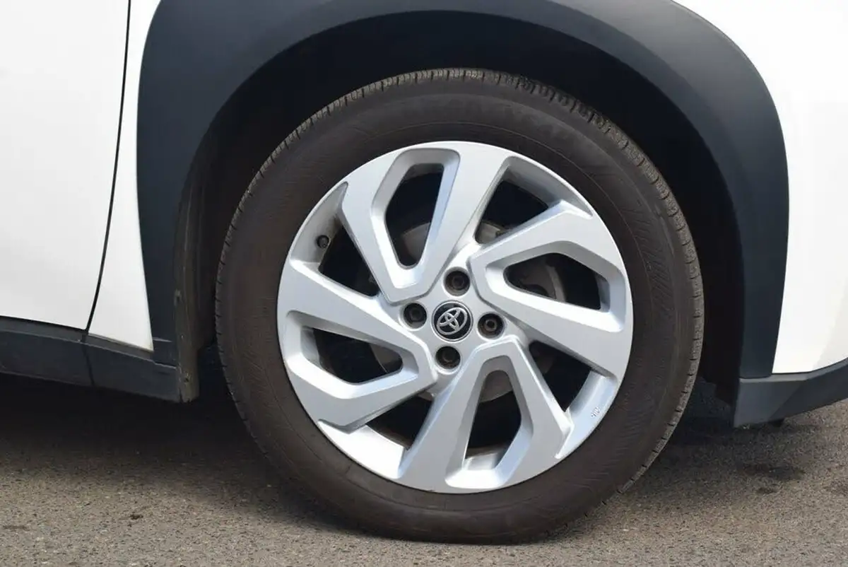 2022-toyota-aygo-x-10-vvt-i-pure-cvt-big-16