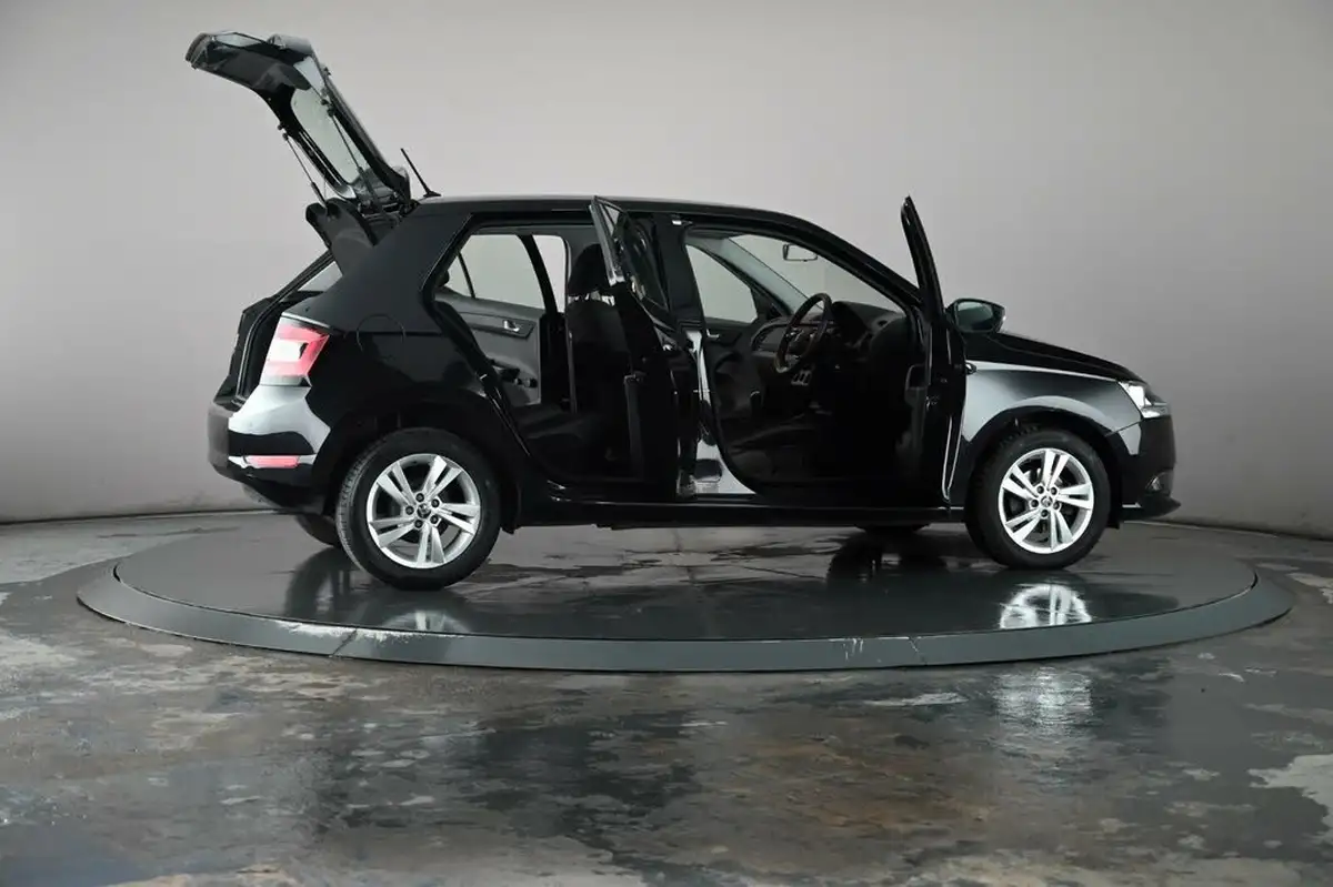 2020-skoda-fabia-10-tsi-se-95ps-hatchback-big-27