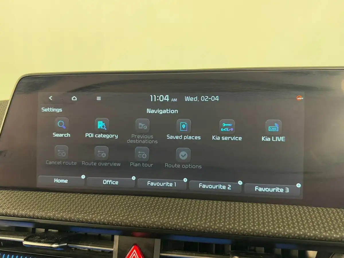 2023-kia-ev6-e-air-big-45