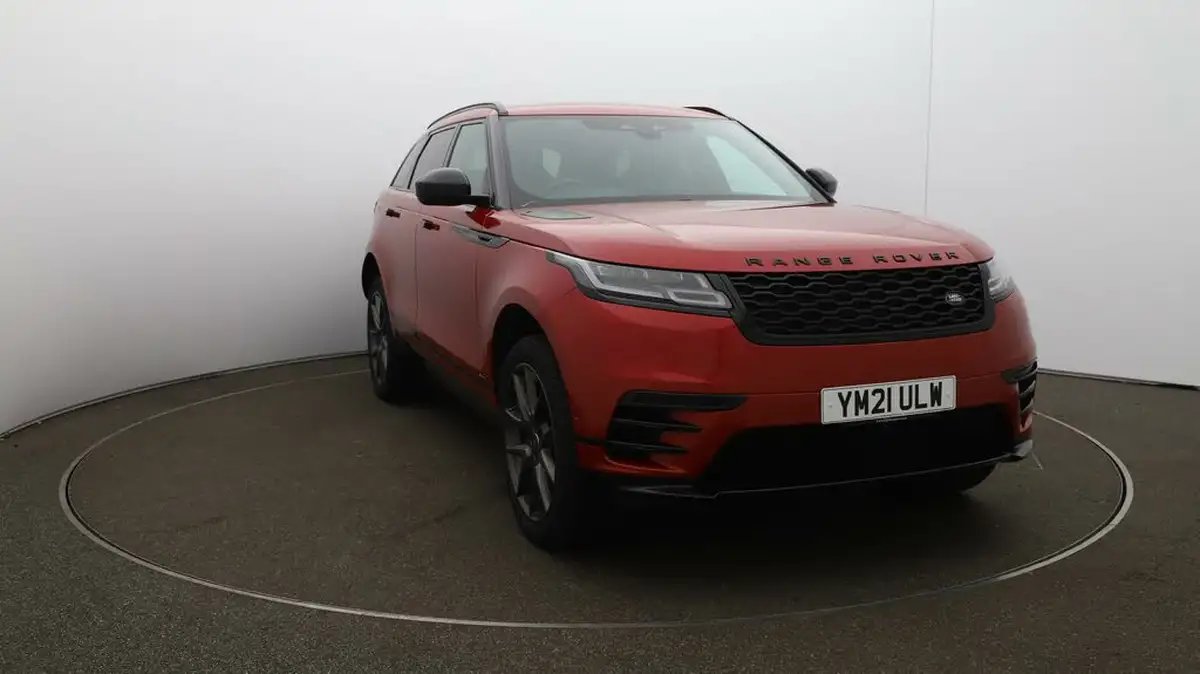 2021-land-rover-range-rover-velar-20-d200-r-dynamic-hse-big-34