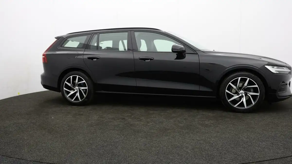 2019-volvo-v60-20td-d3-momentum-plus-geartronic-big-32