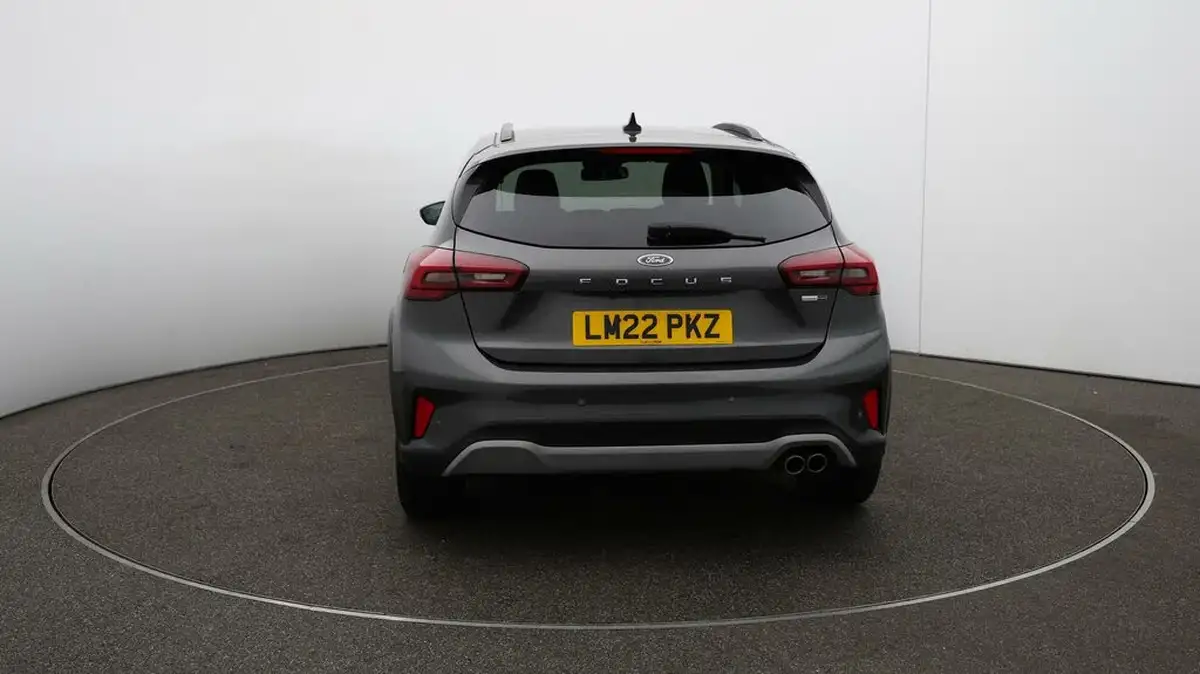 2022-ford-focus-10t-active-vignale-125ps-hybrid-mhev-hatchback-powershift-big-6