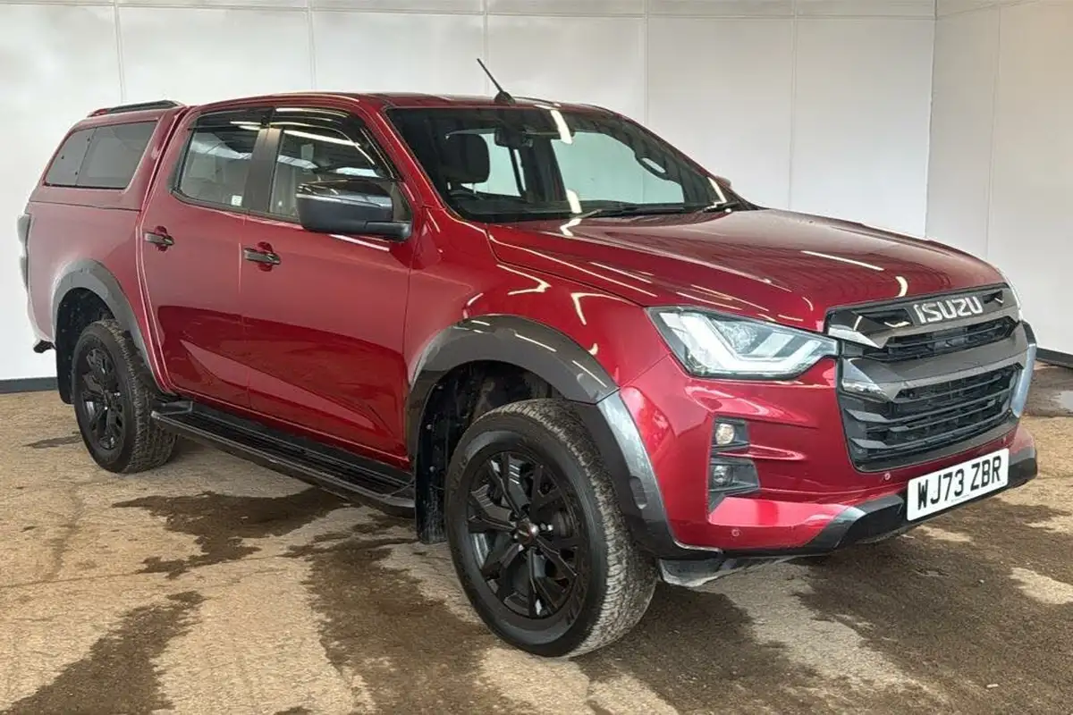 2023-isuzu-d-max-19td-v-cross-steel-edition-auto-big-0