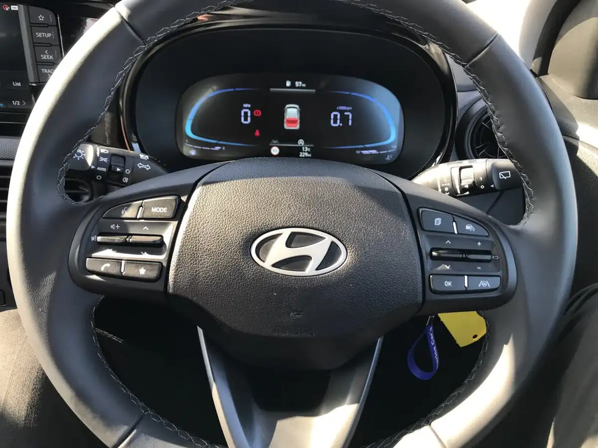 2025-hyundai-i10-10-advance-63ps-big-21