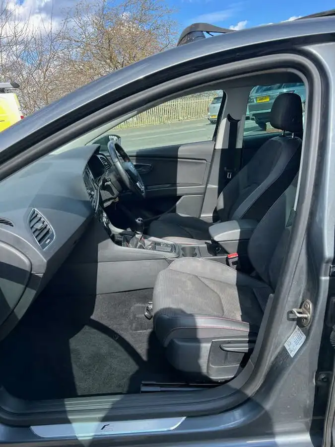 2018-seat-leon-20tdi-fr-technology-184ps-hatchback-5d-big-24