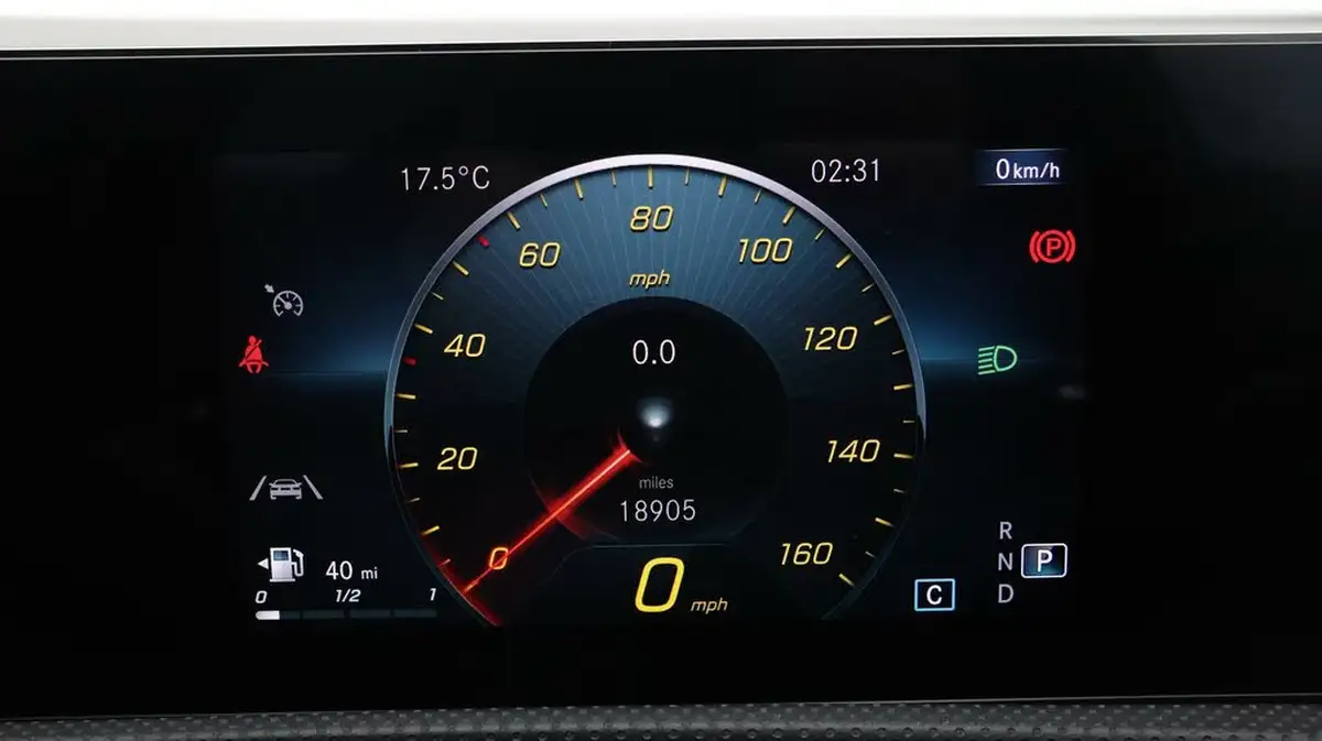 2022-mercedes-benz-cla-13-cla-180-amg-line-premium-coupe-4d-big-9