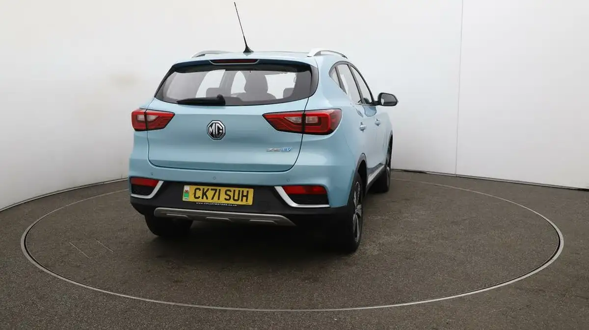 2021-mg-zs-suv-e-exclusive-ev-big-48