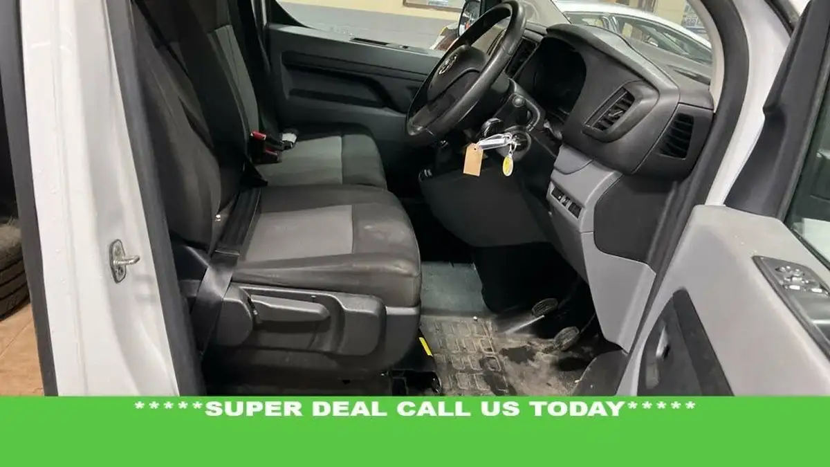 2022-vauxhall-vivaro-15td-2900-l2h1-dynamic-big-1