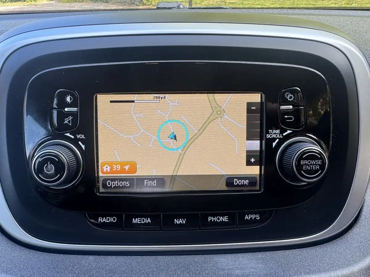 2015-fiat-500x-16multijet-ii-cross-plus-big-13
