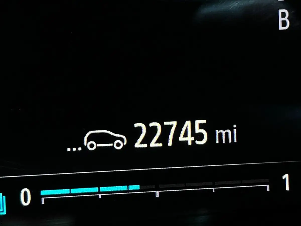 2021-renault-arkana-16-s-edition-big-25