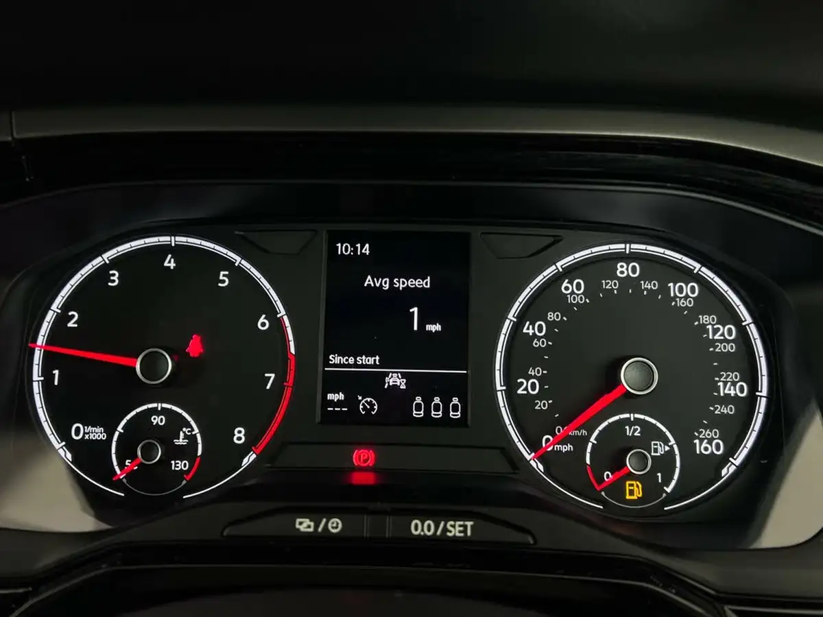 2021-volkswagen-polo-10-tsi-match-big-17