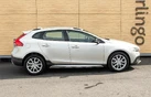2016-volvo-v40-15-t3-cross-country-pro-small-11