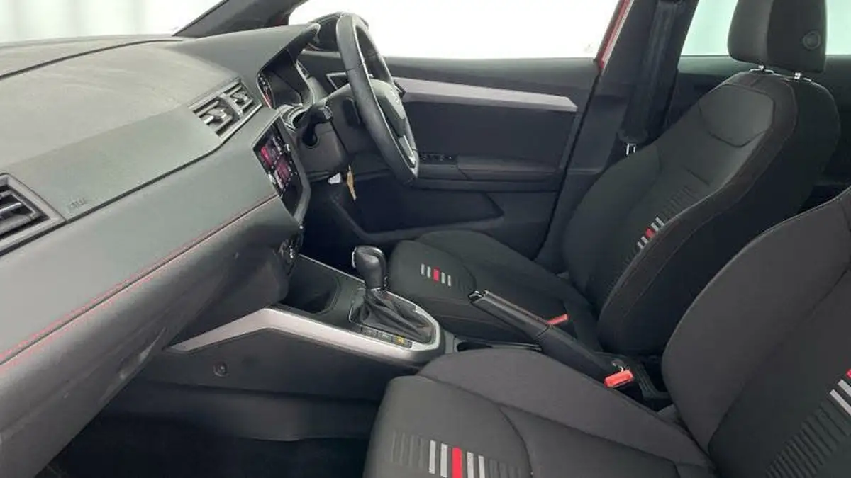 2019-seat-arona-10-tsi-fr-dsg-big-39