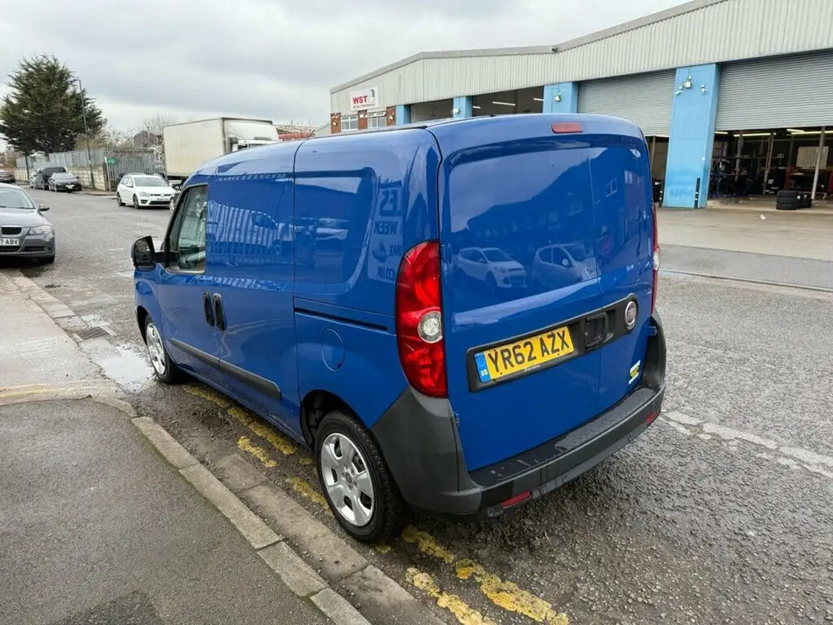 2012-fiat-doblo-cargo-13td-sx-90-refrigerated-big-5