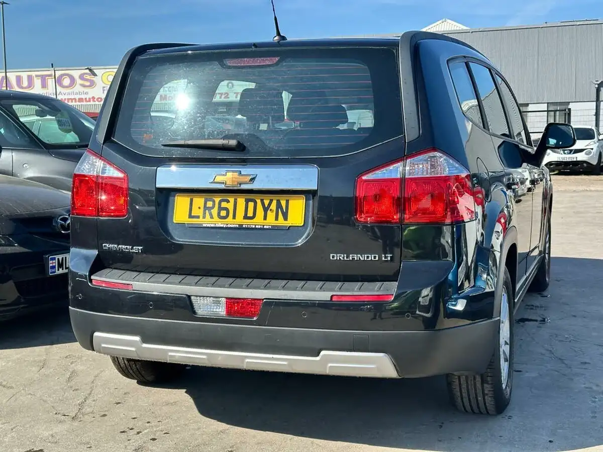 2011-chevrolet-orlando-18-lt-auto-big-4