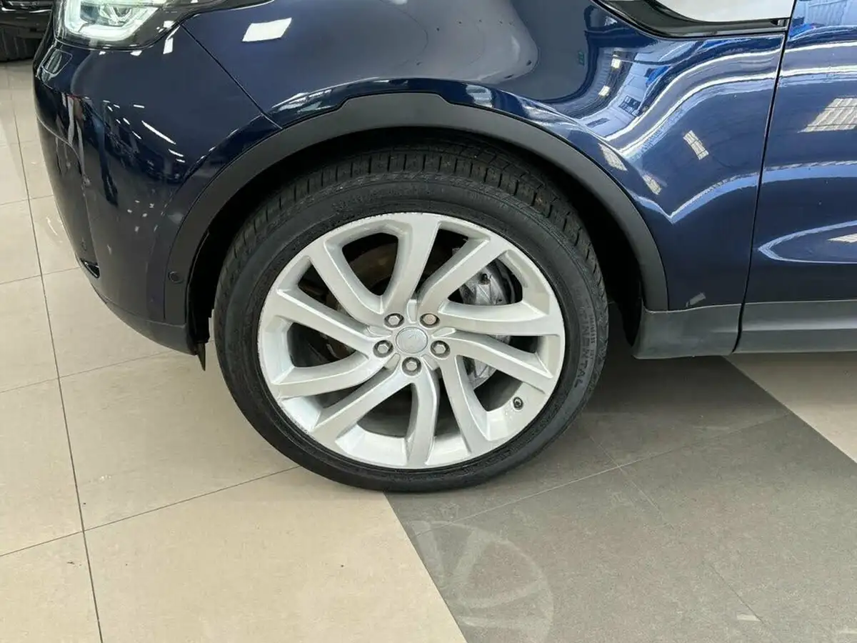 2019-land-rover-discovery-30-sd-v6-anniversary-edition-big-71