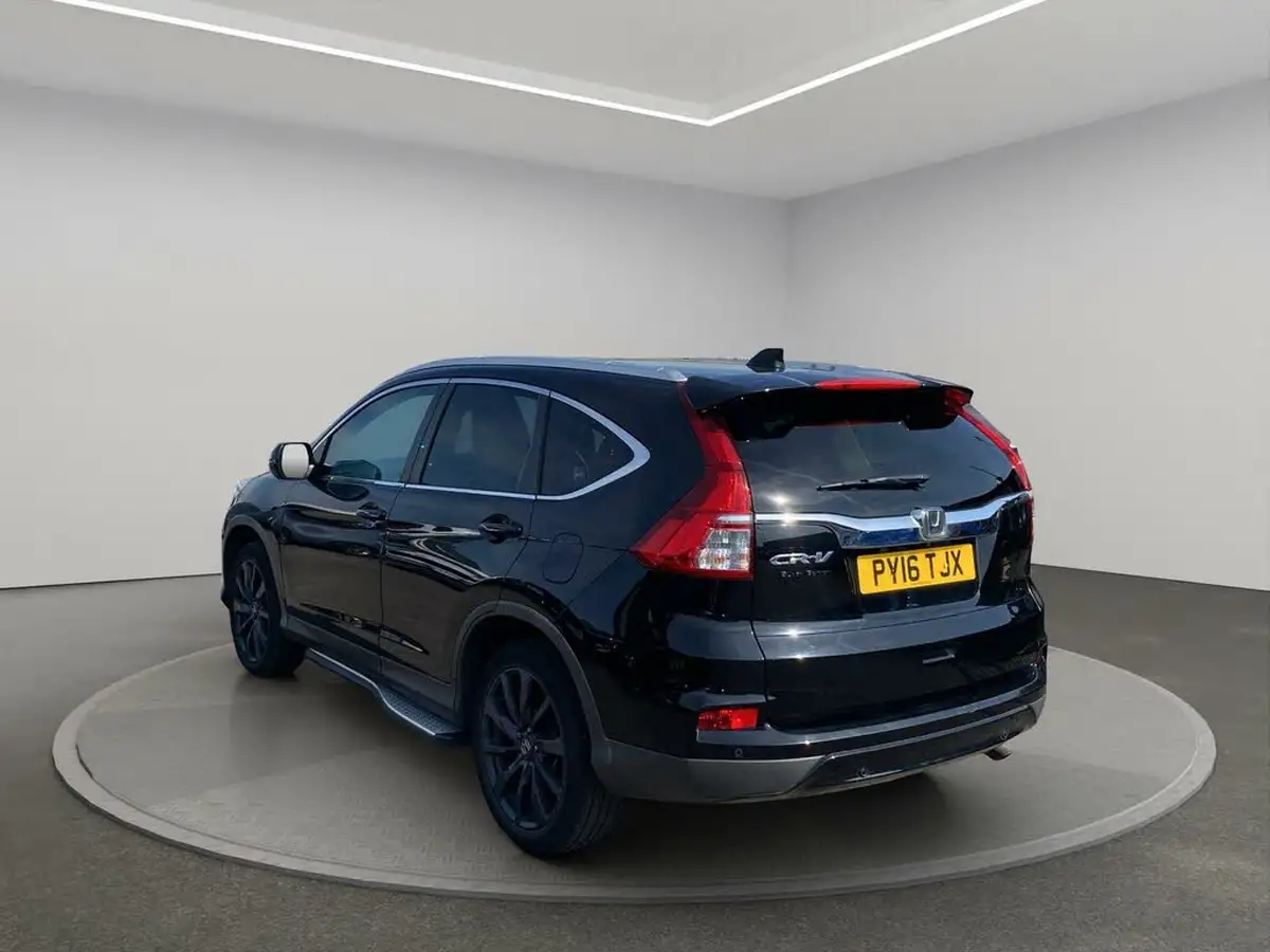 2016-honda-cr-v-16-i-dtec-black-edition-big-3