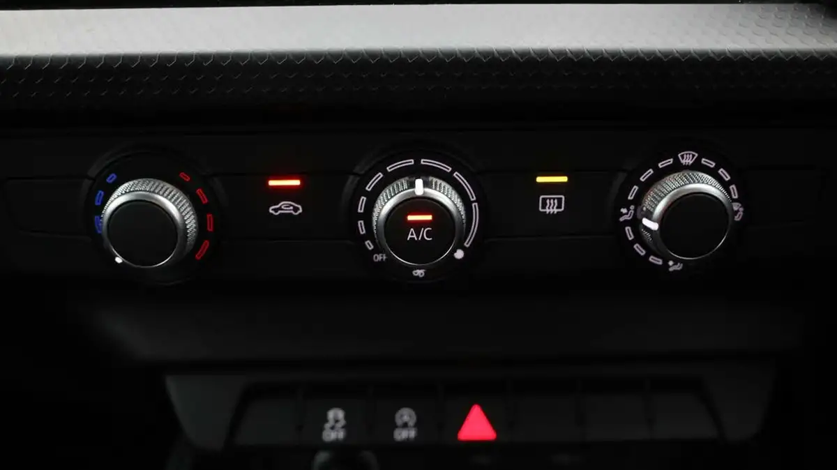 2021-audi-a1-10-25-tfsi-technik-big-11