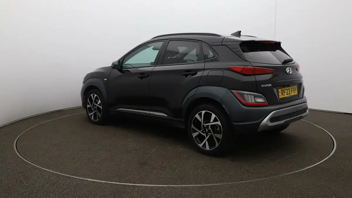2023-hyundai-kona-10-t-gdi-premium-big-54