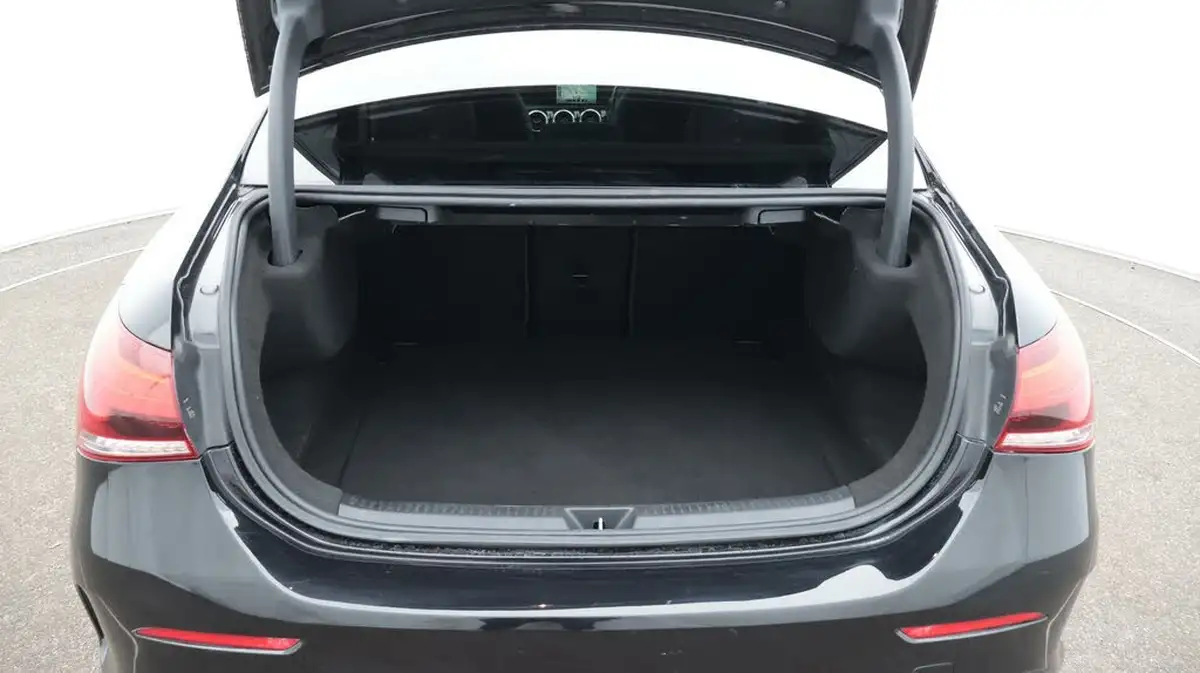 2021-mercedes-benz-a-class-20d-a220d-amg-line-saloon-4d-big-17