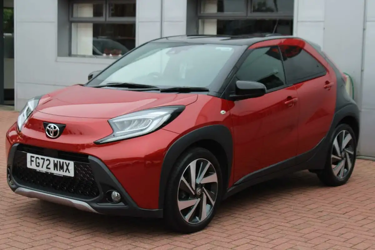 2022-toyota-aygo-x-10-vvt-i-exclusive-big-2