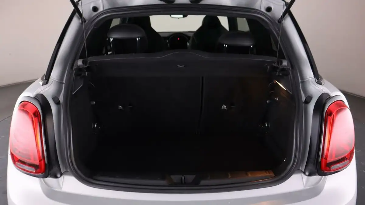 2021-mini-cooper-20-cooper-s-sport-hatchback-3d-big-17