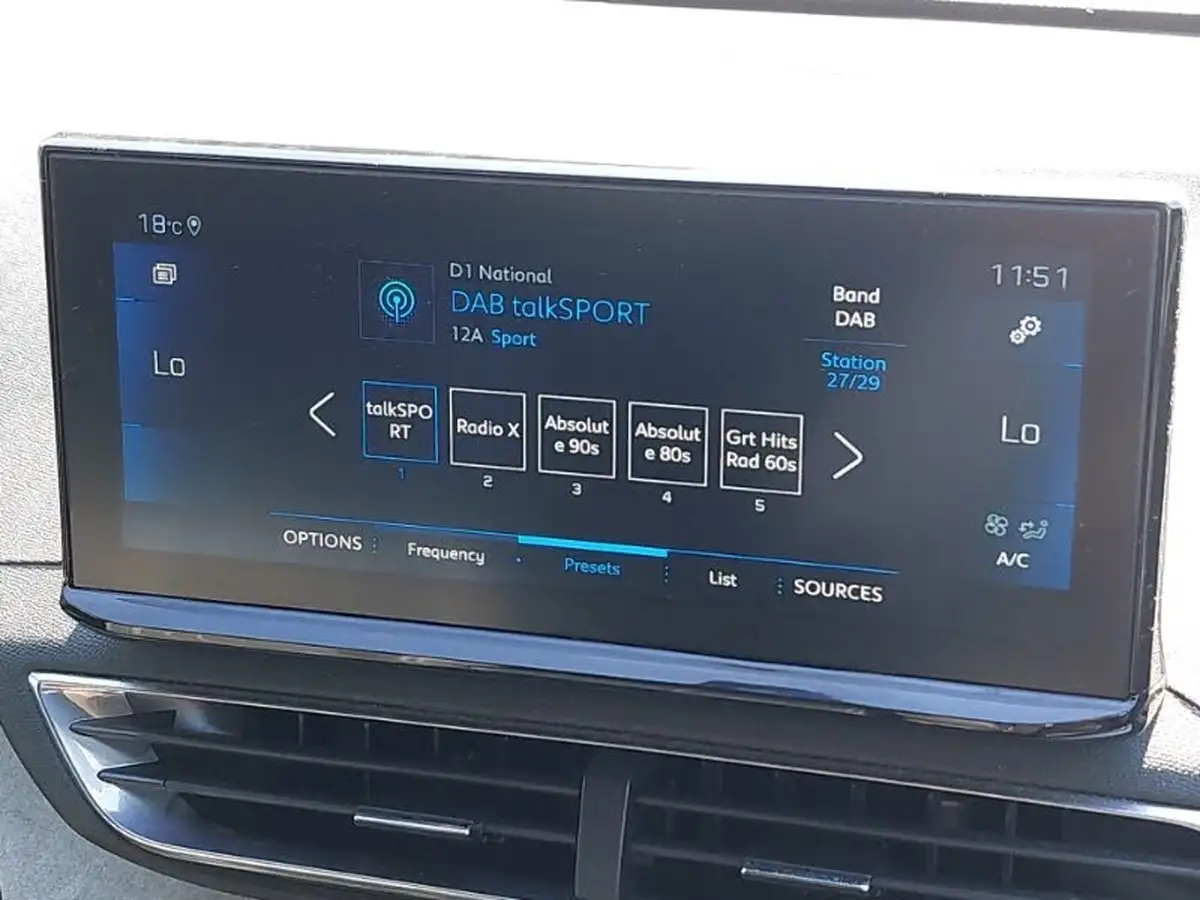 2021-peugeot-3008-suv-12-puretech-gt-big-12