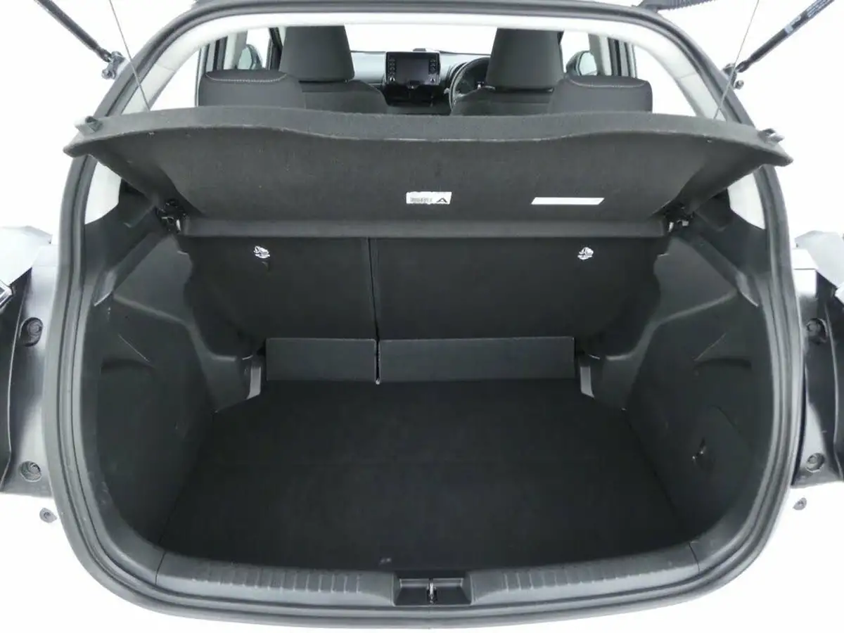 2021-toyota-yaris-15-vvt-i-icon-114bhp-hybrid-1490cc-e-cvt-big-20