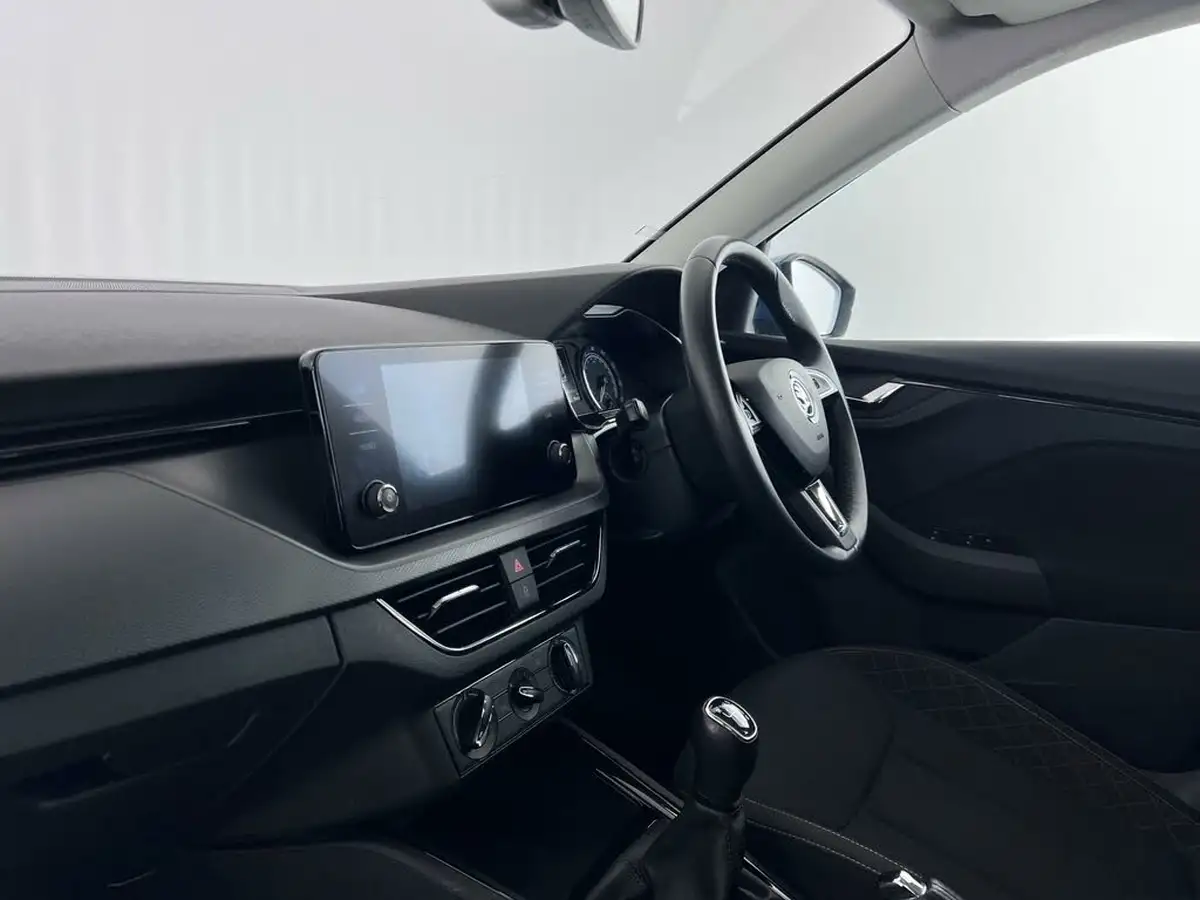 2019-skoda-kamiq-10-tsi-se-115ps-big-14