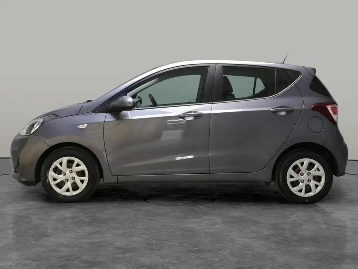 2018-hyundai-i10-10-se-67ps-big-11