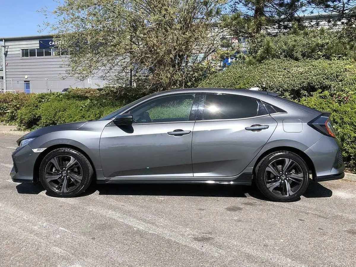 2019-honda-civic-15-vtec-turbo-sport-ss-big-27
