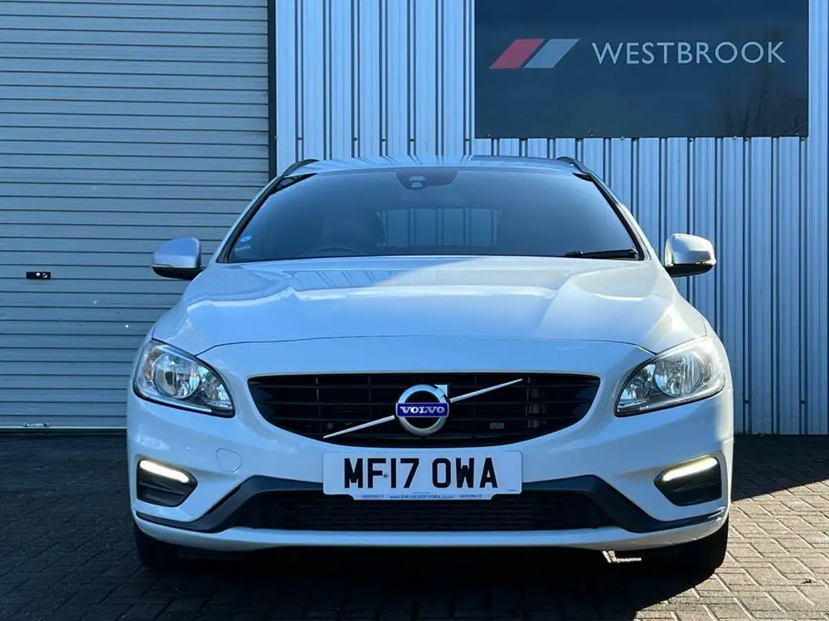 2017-volvo-v60-20td-d3-r-design-big-5