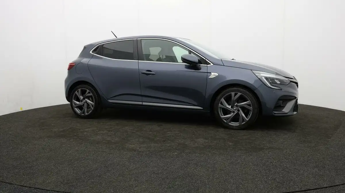 2021-renault-clio-16-rs-line-big-33