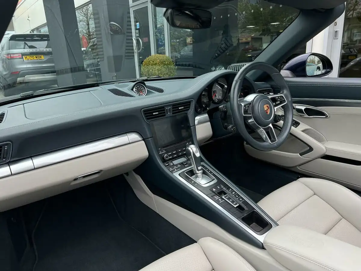 2018-porsche-911-30-carrera-4-s-420bhp-4-s-cabriolet-pdk-big-12
