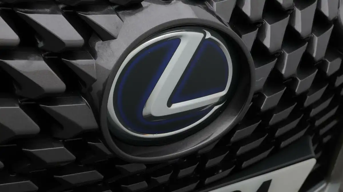 2022-lexus-ux-250h-20-ux-184bhp-without-navigation-big-23