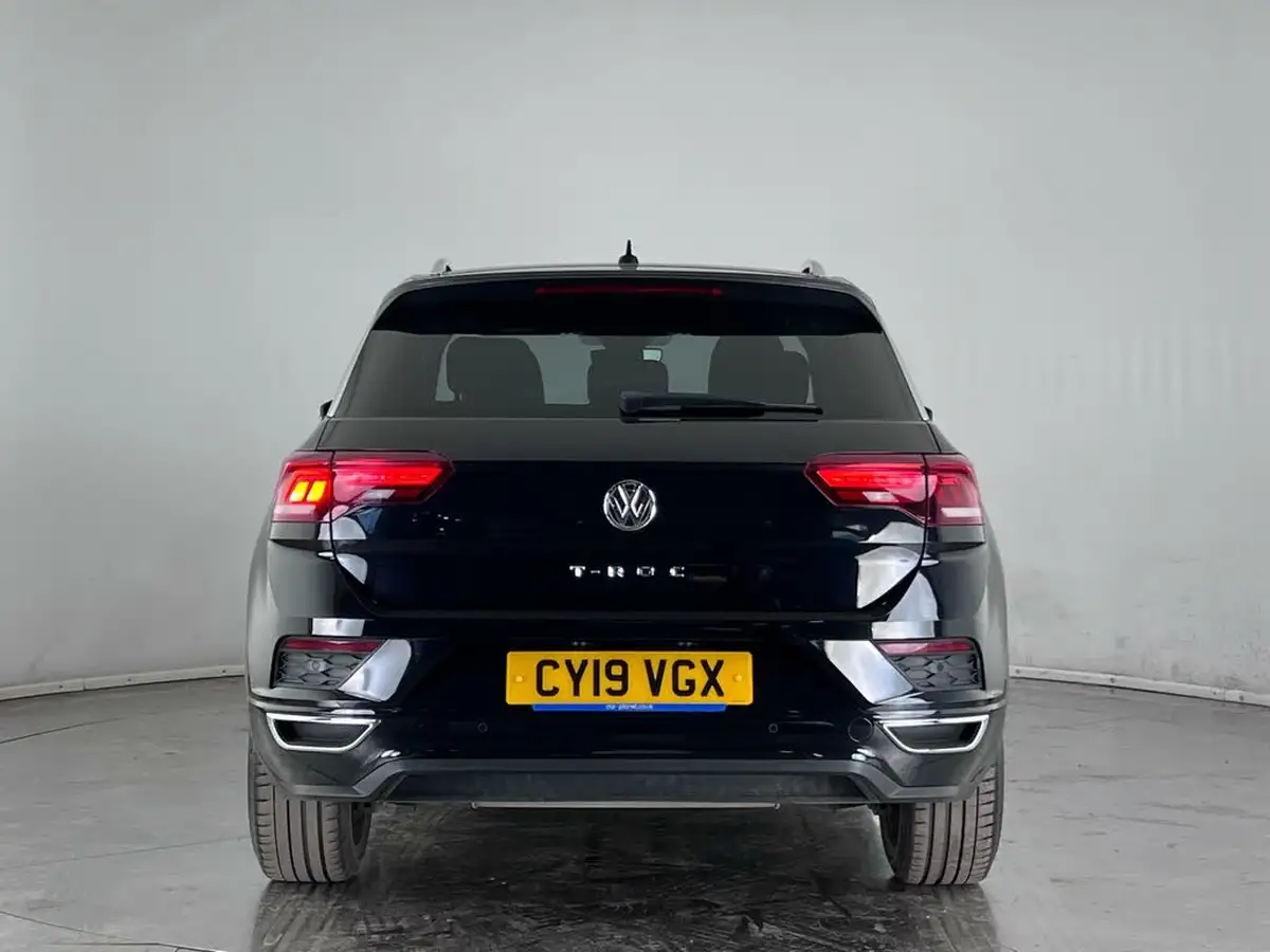 2019-volkswagen-t-roc-15-tsi-r-line-dsg-big-6