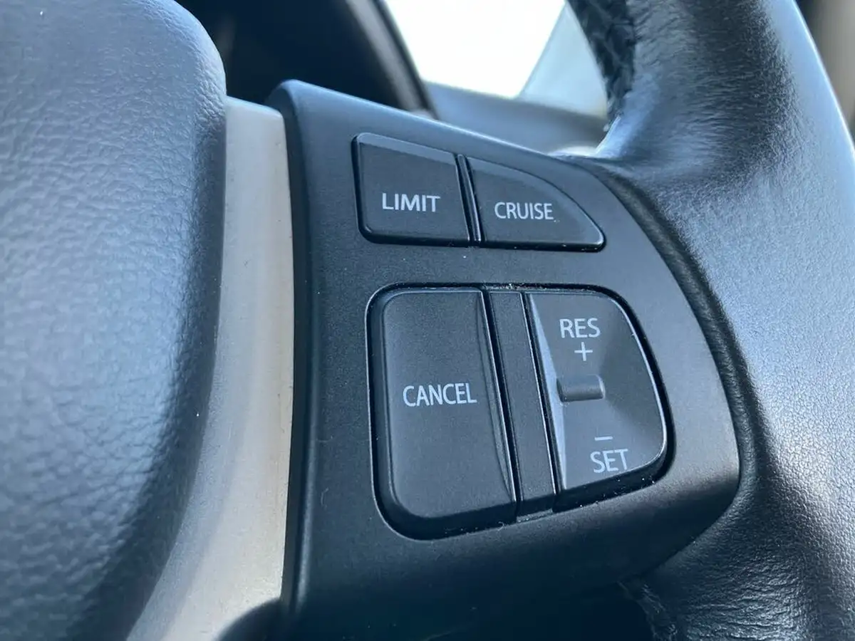 2019-suzuki-vitara-10-boosterjet-sz4-big-23