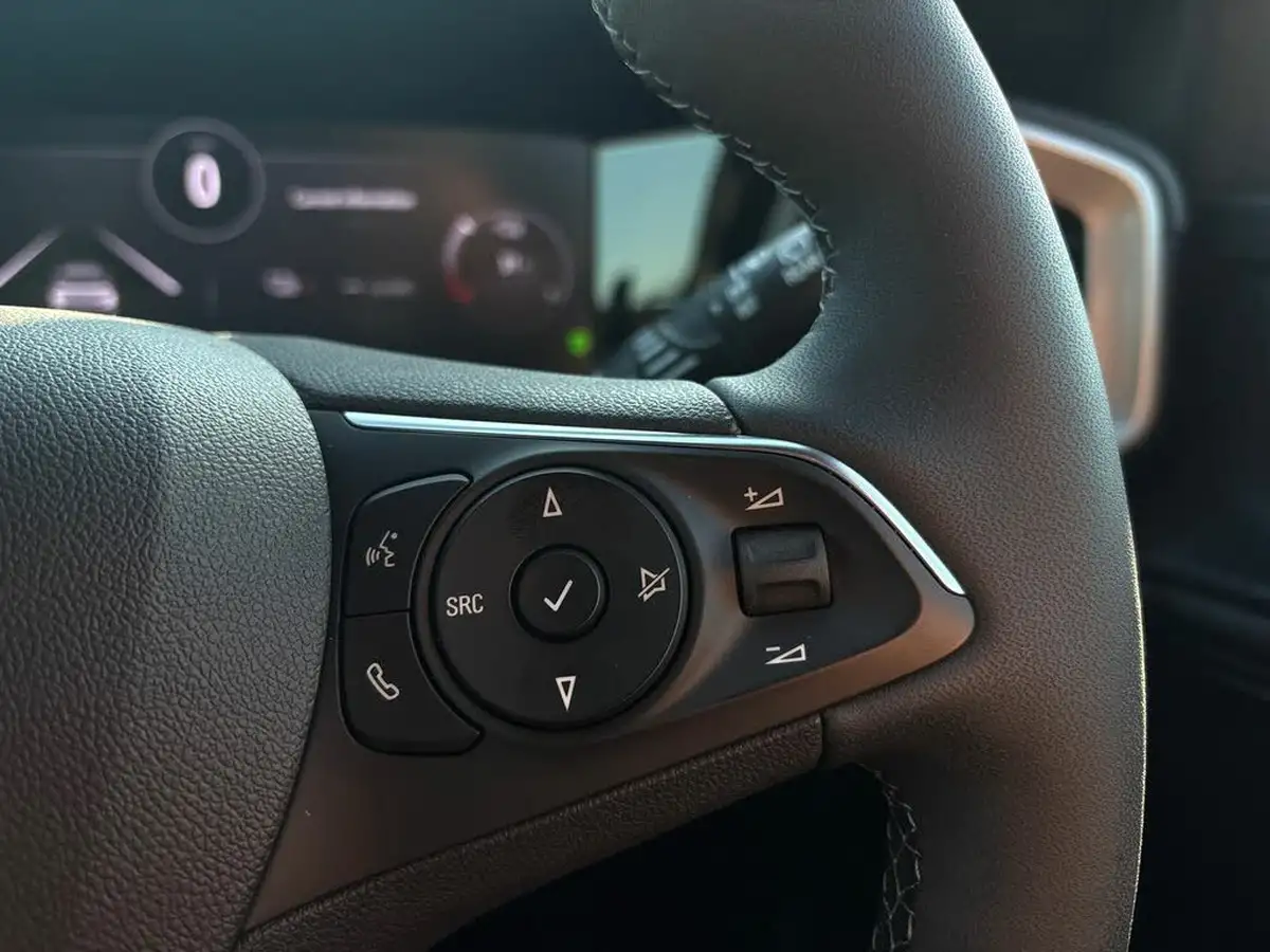 2024-vauxhall-mokka-e-ultimate-electric-big-20