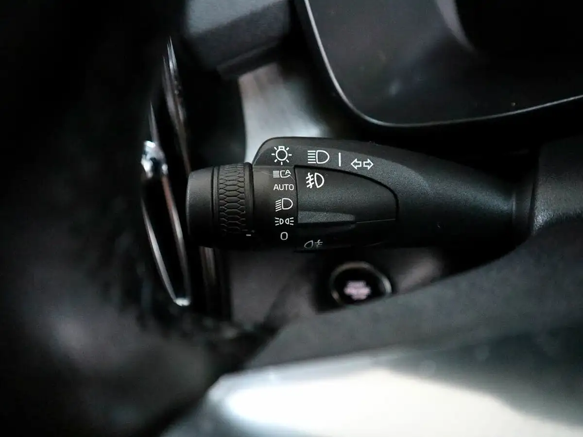 2022-volvo-xc40-15-t3-inscription-big-27