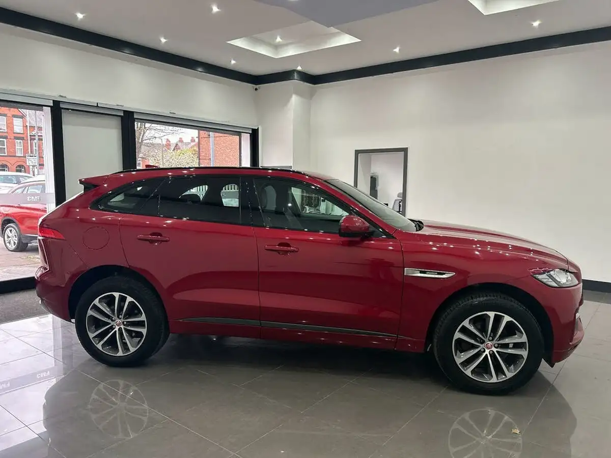 2017-jaguar-f-pace-20-i4d-r-sport-180ps-awd-auto-big-7