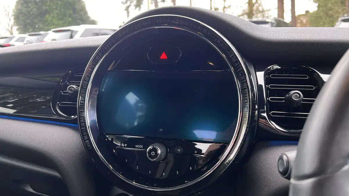 2021-mini-cooper-20-cooper-s-sport-hatchback-5d-auto-big-9