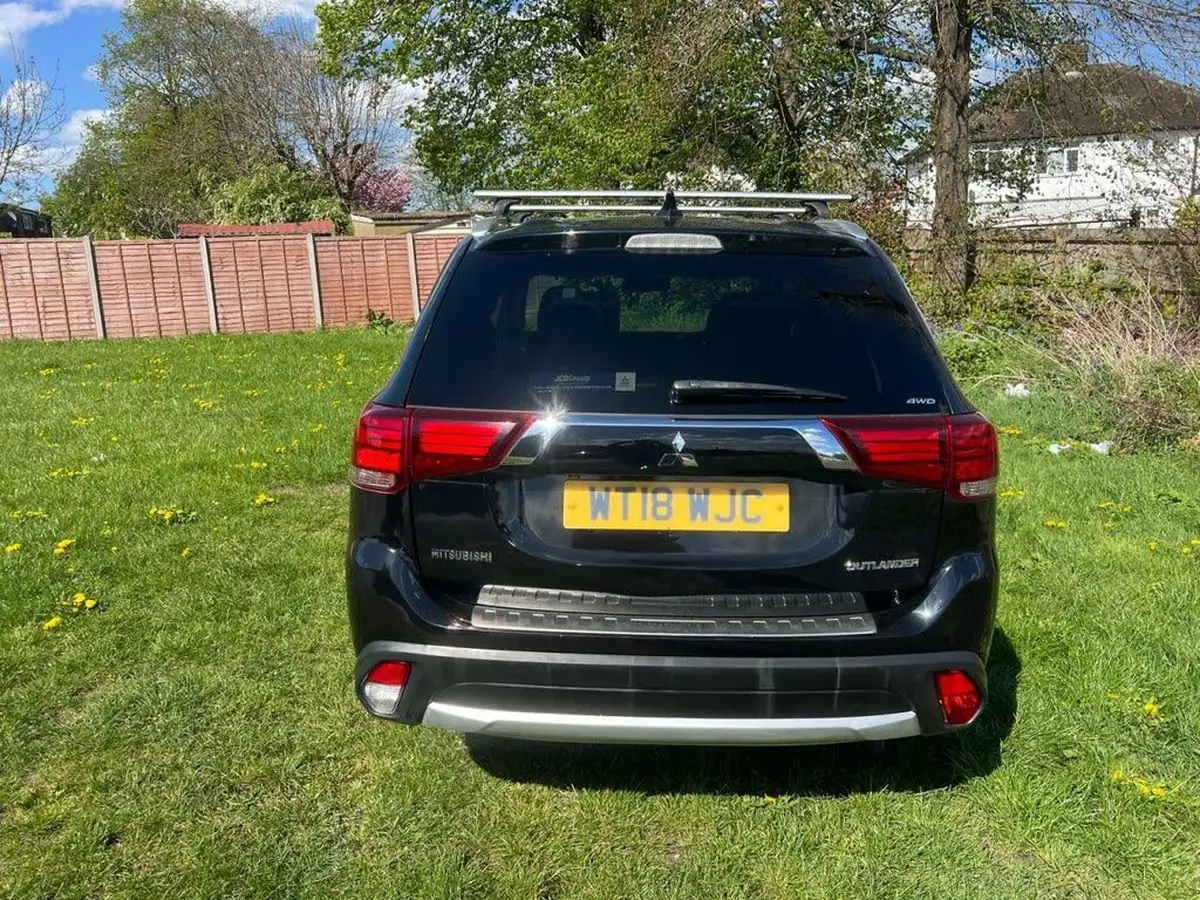 2018-mitsubishi-outlander-22di-d-4-leather-auto-big-12