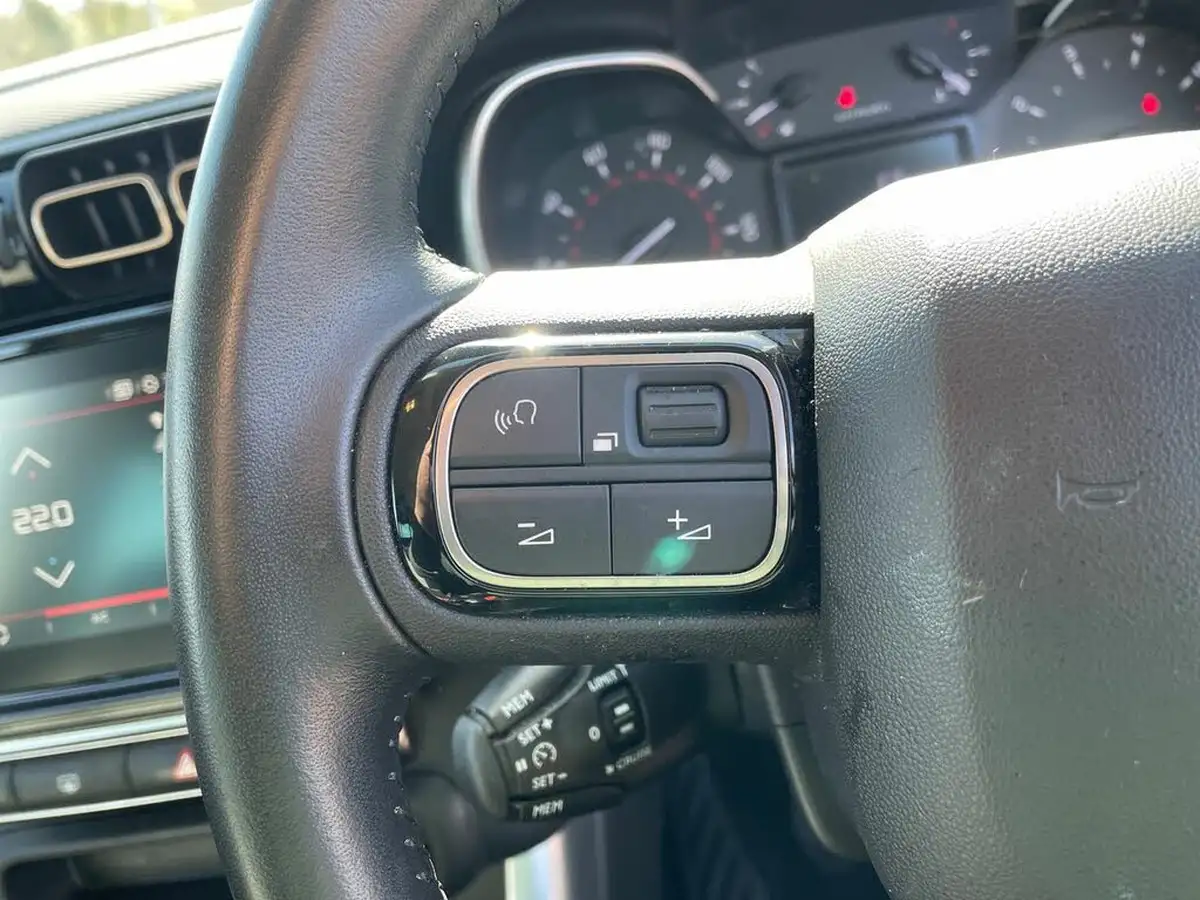 2021-citroen-c3-aircross-12-puretech-origins-big-15