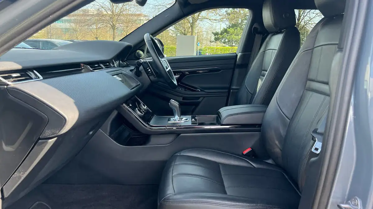 2022-land-rover-range-rover-evoque-big-2