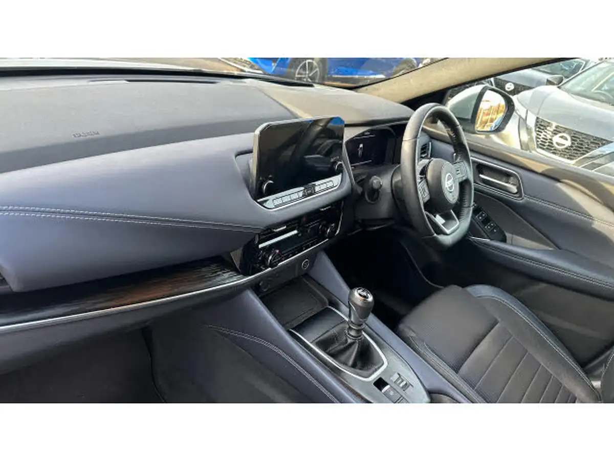 2022-nissan-qashqai-13-dig-t-tekna-140ps-mild-hybrid-big-8